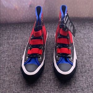 New in box Converse all star chuck 70 tech hiker